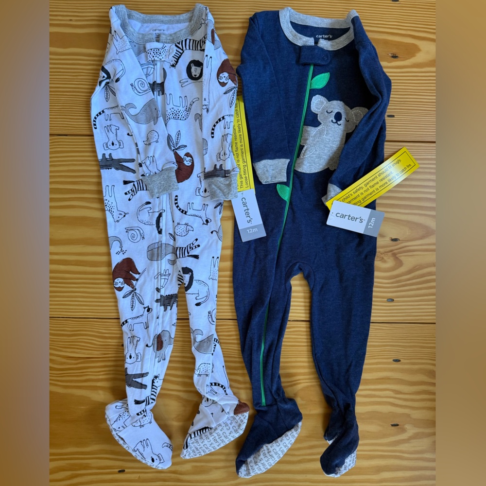 Carter’s 12M Sleep Onsies